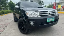 Toyota Fortuner V Series 2010