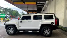 Hummer H3 