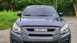 FOR SALE ISUZU 2019 MU-X  A/T 960K Negotiable 