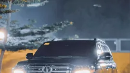 HOT!!! 2017 Toyota Land Cruiser LC200 Premium VX 4x4 for sale 