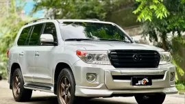 HOT!!! 2015 Toyota Land Cruiser GXR Dubai for sale at affordable price