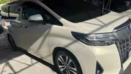 FOR SALE!!! White 2019 Toyota Alphard  3.5 Gas AT affordable price