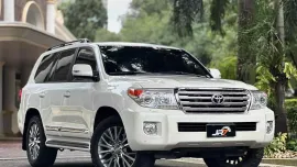 HOT!!! 2013 Toyota Land Cruiser GXR Dubai for sale at affordable price