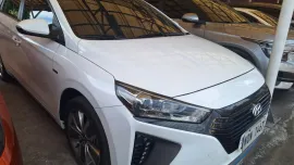 2020 Hyundai Ioniq  Hybrid