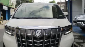 HOT!!! 2020 Toyota Alphard V6 for sale at affordable price