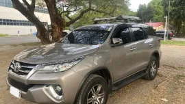 Sell 2nd hand 2017 Toyota Fortuner  2.4 G Diesel 4x2 AT
