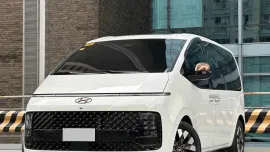 ⭐ 2023 Hyundai Staria Premium All wheel drive [AWD] TOP OF THE LINE 