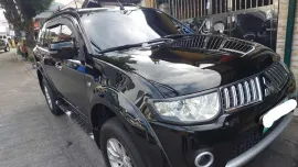 Selling used 2013 Mitsubishi Montero Sport  in Black