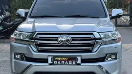 HOT!!! 2018 Toyota Land Cruiser VX LC200 Dubai Version for sale at affordable price