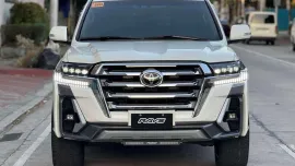 HOT!!!! 2020 Toyota Land Cruiser LC200 4x4 for sale at affordable price! 