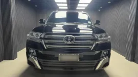 HOT!!!! 2018 Toyota Land Cruiser LC200 Premium for sale at affordable price!