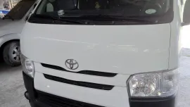 Toyota Hiace Manual Commuter 3.0 2019