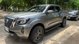Selling used 2021 Nissan Navara VE 2.5 4x2 MT