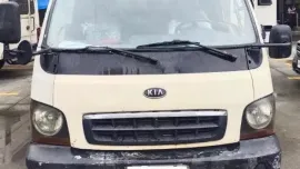 2001 Kia Kc2700 