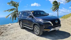 Fortuner fully loaded with all top features model 2.8 Q AT Diesel ,black Perl  (model2023)