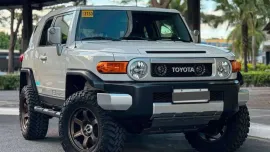 HOT!!! 2017 Toyota FJ Cruiser 4.0L V6 4x4 for sale at affordable price! 