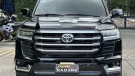 HOT!!! 2013 Toyota Land Cruiser LC200 Dubai Version for sale at affordable price!