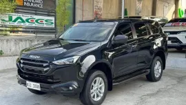 HOT!!! 2023 Isuzu MU-X Rz4e 1.9L 4x2 for sale at affordable price!
