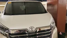 2022 Toyota Hiace Grandia Elite