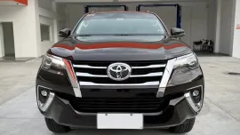 2018 Toyota Fortuner V A/T in excellent condition! 