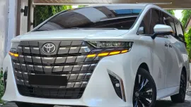 2024 Toyota Alphard 2.5 HEV CVT