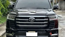 HOT!!! 2013 Toyota Land Cruiser LC200 GXR for sale at affordable price! 