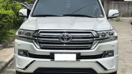 HOT!!! 2009 Toyota Land Cruiser LC200 Dubai Version for sale at affordable price!