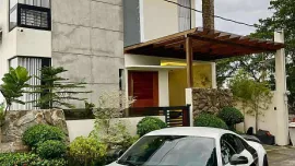 HOT!!! 2012 Audi R8 V10 AWD for sale at affordable price!