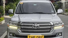 HOT!!! 2018 Toyota Land Cruiser LC200 for sale at affordable price! 