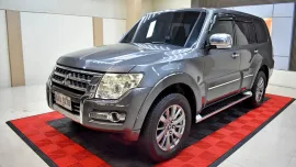 2015 Mitsubishi Pajero GLS 3.2 4X4 AT 1.098m Negotiable Batangas Area