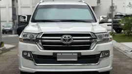 HOT!!! 2020 Toyota Land Cruiser V8 Bulletproof Level 6 Dubai Version for sale at affordable price!
