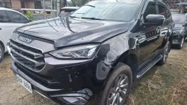 2024 Isuzu MU-X AUTOMATIC 