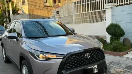 TOYOTA CROSS IN GOOD CONDITON 