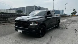 Pre-owned 2020 Dodge RAM 1500 Laramie. Negotiable! 