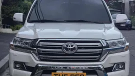 HOT!!! 2017 Toyota Land Cruiser LC200 Premium for sale at affordable!