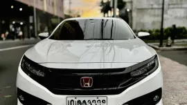 HOT!!! 2017 Honda Civic RS Turbo Top of the line for sale at affordable price! 