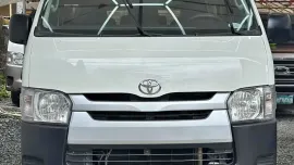 2018 TOYOTA HIACE COMMUTER MT