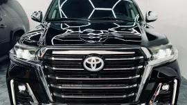 HOT!!! 2010 Toyota Land Cruiser Dubai 4x4 Limgene Series BK for sale at affordable price! 