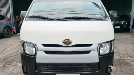 ✅Toyota Hiace Commuter 2023 3.0 50K KM Manual