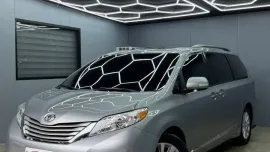 2016 Toyota Sienna 