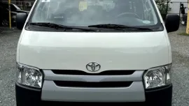 2019 Toyota Hiace Commuter