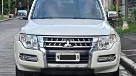 HOT!!! 2023 Mitsubishi Pajero 4x4 Dubai Version for sale at affordable price!