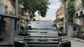 HOT!!! 2020 Toyota Land Cruiser VX 4x4 Premium for sale at affordable price! 