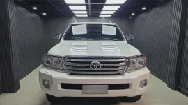 HOT!!! 2014 Toyota Land Cruiser LC200:for sale at affordable price! 
