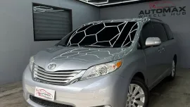 2016 TOYOTA SIENNA  Automatic