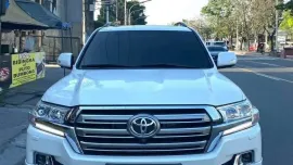 HOT!!! 2019 Toyota Land Cruiser VX LC200 for sale at affordable price! 