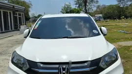 FOR SALE!!! White 2017 Honda HR-V 1.8 E CVT 58k mileage only