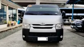 Well kept 2023 Toyota Hiace  Commuter 3.0 M/T for sale