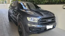 GOOD CONDITION AND FULLY CASA-MAINTAINED 2017 FORD EVEREST (TOP OF THE LINE) (METEOR GREY)