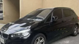 Selling used 2016 BMW 218i Sedan Automatic